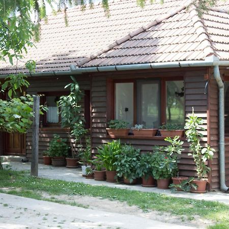 Holiday Home Melinda Cegledpuszta Экстерьер фото
