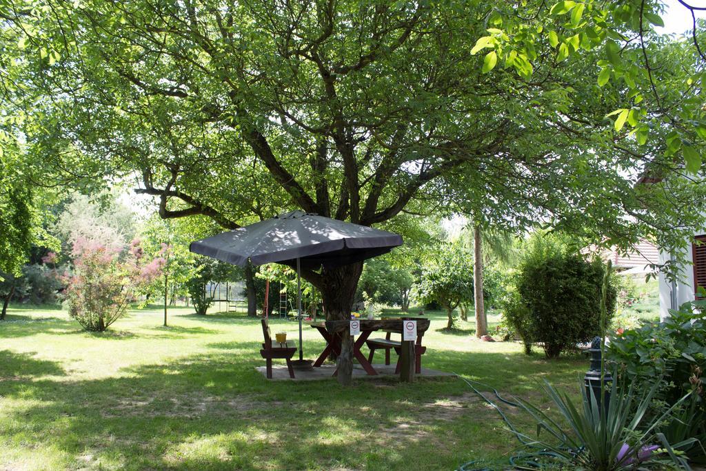 Holiday Home Melinda Cegledpuszta Экстерьер фото